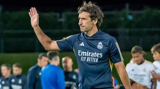 Real Madrid dá aval a Raúl para assinar pelo Villarreal. Entenda!