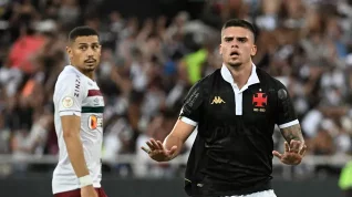 Vasco vence o Fluminense no Nilton Santos: por 4 a 2 em clássico do Brasileirão. veja!