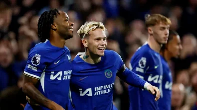 Arsenal e Chelsea empata por 2 a 2 em jogo válido pelo Campeonato Inglês no Stamford Bridge. veja!