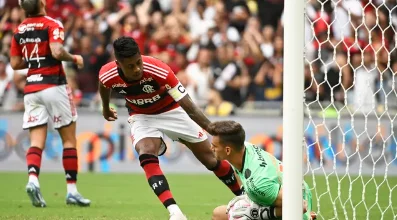 Flamengo vence o Vasco por 1 a 0 em clássico movimentado no Maracanã