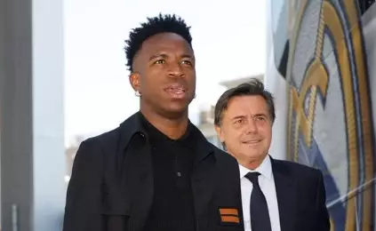 Duelo que vai pegar fogo na Champions League: Napoli recebe o Real Madrid. Entenda!