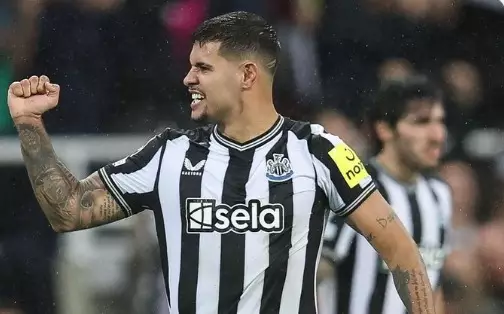 Cláusula de transferência facilita possível mudança de Bruno Guimarães para o Barcelona. Entenda!