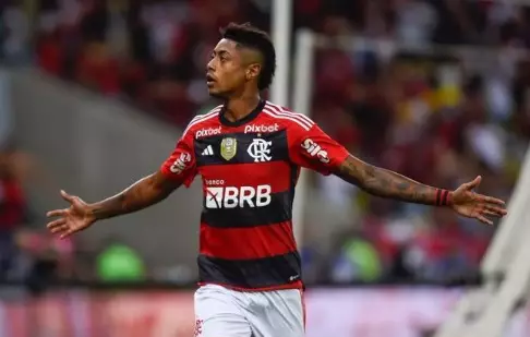 Disputa pelo futuro de Bruno Henrique entre Flamengo x Palmeiras. Entenda!