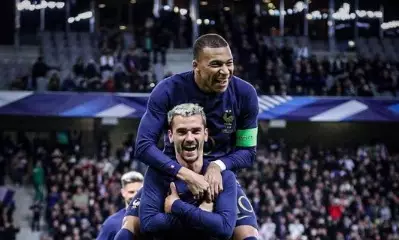 França goleia Escócia em amistoso com virada impressionante. Entenda!