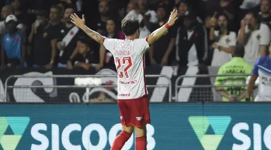 Internacional vence em São Januário e mantém o Vasco na zona de rebaixamento. veja!