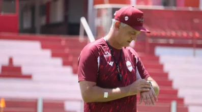 Vila Nova demite o técnico Lisca após quatro jogos. Entenda!