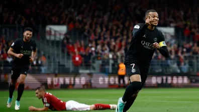 PSG vence Brest por 3 a 2 após levar susto fora de casa. veja!