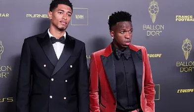 Vinicius, ganhador do prêmio Sócrates: “É uma alegria poder ajudar as crianças”. veja!