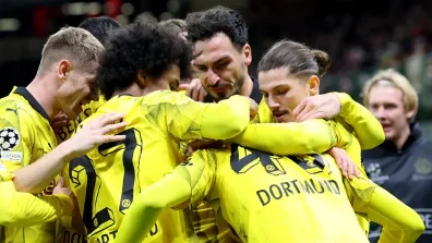 Borussia Dortmund vence o Milan por 3 a 1 no San Siro e avança às oitavas da Liga dos Campeões