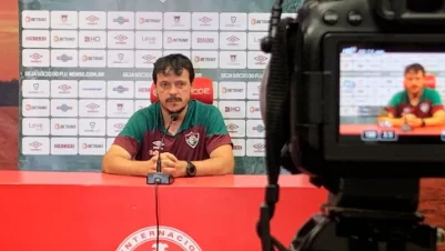 Diniz explica como o Mundial impacta na escalação do Fluminense: Entenda!