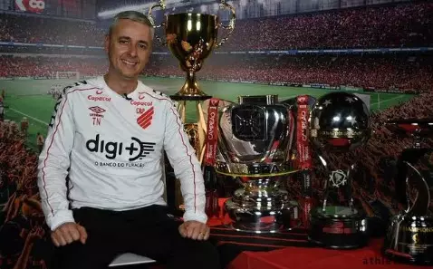 Tiago Nunes assume o comando do Botafogo em busca do título brasileiro. Entenda!