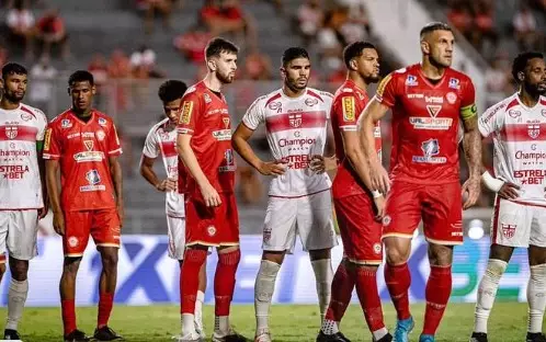 CRB vence Tombense por 2 a 0 e define cenários tensos na luta contra o rebaixamento na Série B. Entenda!