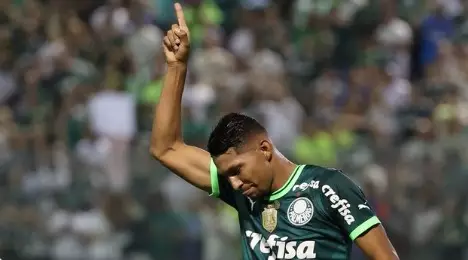 Rony, do Palmeiras, fora da temporada: lesão no antebraço exige cirurgia. Entenda!
