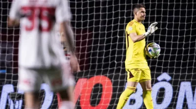 Rafael Cabral evita desespero com situação do Cruzeiro e cita jogo a menos: “Só dependemos de nós”. Entenda!