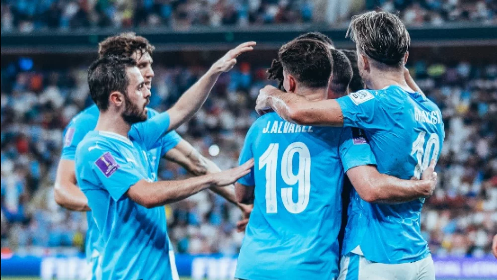 City bate Everton e segue na cola dos líderes da PL. Leia!