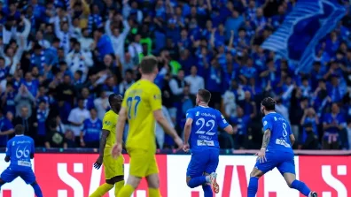 Al-Hilal vence o Al-Nassr por 3 a 0 em jogo com polêmica de impedimento. veja!