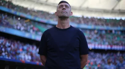 Diretor do Bragantino diz que clube quer renovar com Pedro Caixinha até 2025. Entenda!