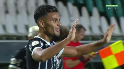Corinthians vence o Coritiba por 2 a 0 na despedida do Brasileirão. veja!