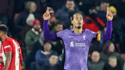 Liverpool vence o Sheffield United por 2 a 0 e mantém perseguição ao Arsenal na Premier League. Entenda!