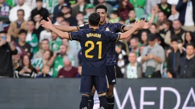 Betis e Real Madrid empatam por 1 a 1 em jogo duro válido pelo Espanhol. veja!