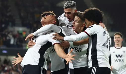 Liverpool e Fulham disputam vaga na final da Copa da Liga Inglesa. Entenda!