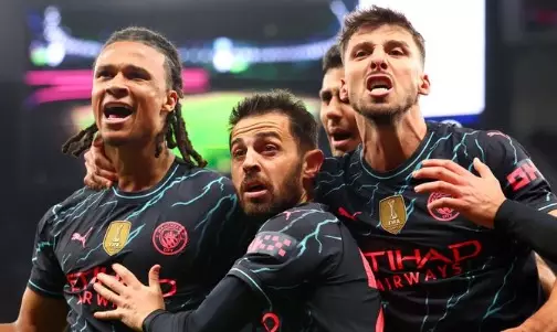 Manchester City supera Tottenham e avança na Copa da Inglaterra com gol de Aké. Entenda!