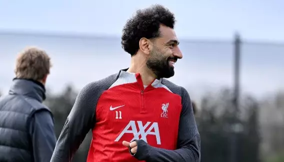 Salah retorna aos treinos e pode reforçar o Liverpool contra o Brentford. Entenda!