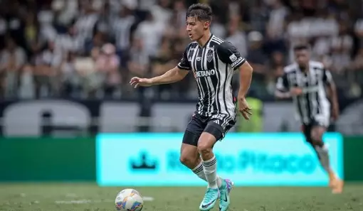 Trio jovem brilha na vitória do Atlético-MG sobre o Ipatinga e classificação às semifinais do Mineiro. Entenda!