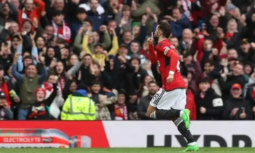 Manchester United e Liverpool empatam em clássico emocionante pela Premier League. Entenda!