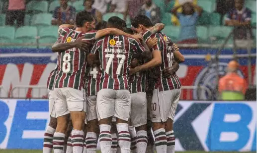 Chuvas intensas interrompem partida entre Bahia e Fluminense na Arena Fonte Nova. Entenda!