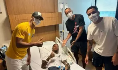 Tchê Tchê, do Botafogo, é hospitalizado com dores abdominais e vira desfalque para partida contra o Vitória. Entenda!
