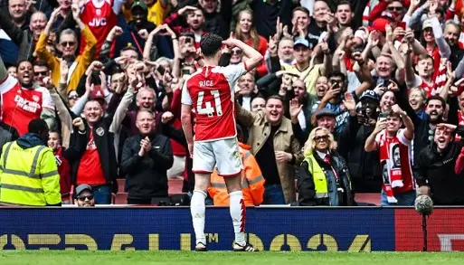 Arsenal vence Bournemouth por 3 a 0 e mantém liderança na Premier League. Entenda!
