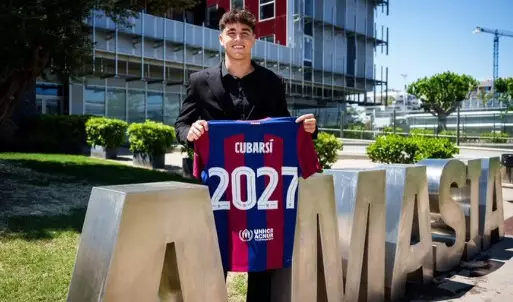 Barcelona renova contrato com jovem zagueiro Pau Cubarsí até 2027. Entenda!