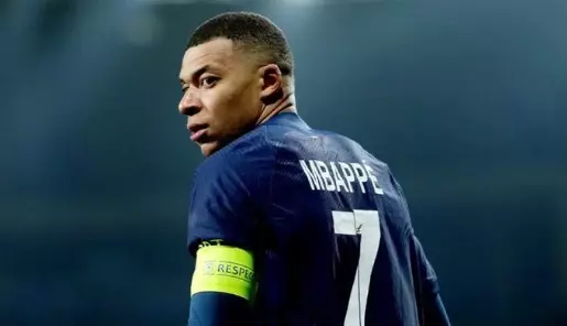 Kylian Mbappé confirma saída do PSG em emocionante discurso de despedida. Entenda!