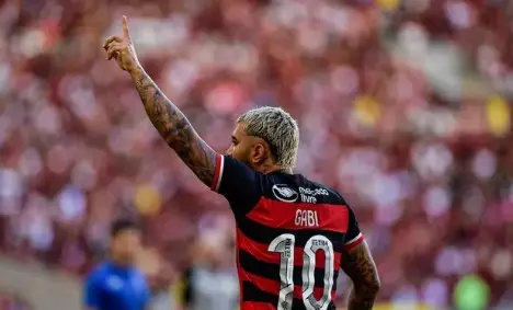 Flamengo puniu Gabriel Barbosa por foto com camisa do Corinthians. Entenda!