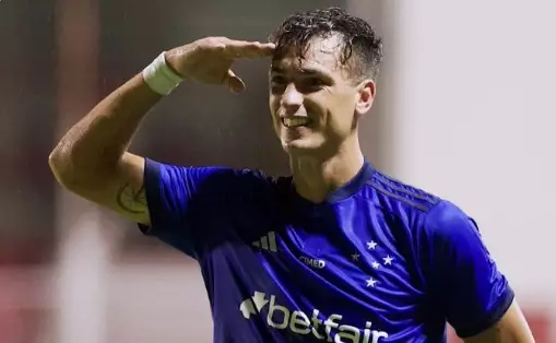 Dinenno do Cruzeiro vai ter que passar por cirurgia. Entenda!