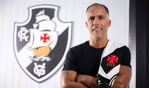 Ídolo de volta, Felipe assume cargo de diretor técnico no Vasco. Entenda!
