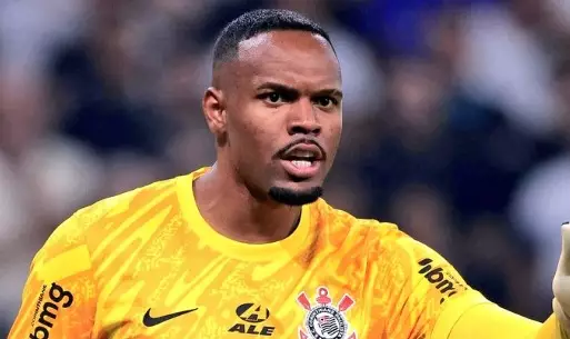 Corinthians enfrenta possível saída de goleiro Carlos Miguel para o Nottingham Forest. Entenda!