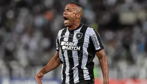 Botafogo estende contrato de Marlon Freitas. Entenda!