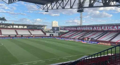 Atlético-GO x Corinthians, duelo decisivo na luta contra o rebaixamento. Entenda!