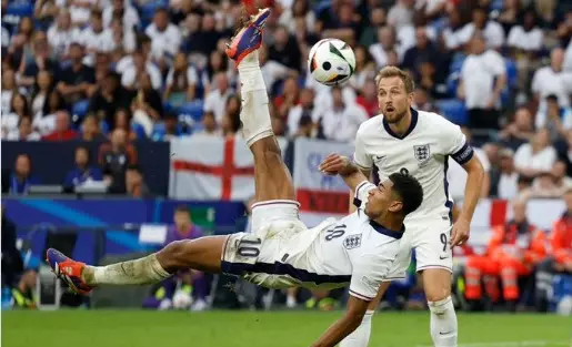 Inglaterra vira o jogo contra a Eslováquia com gols históricos de Bellingham e Kane. Entenda!