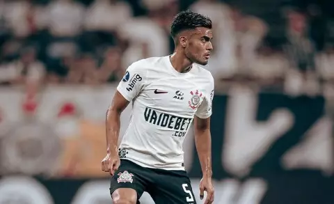 Atlético-MG contrata Fausto Vera e busca reforços para a temporada. Entenda!