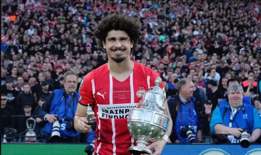 Corinthians contrata zagueiro André Ramalho até 2026. Entenda!