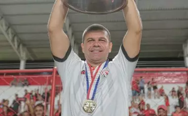 Atlético-GO anuncia Umberto Louzer como novo técnico após demissão de Vagner Mancini. Entenda!