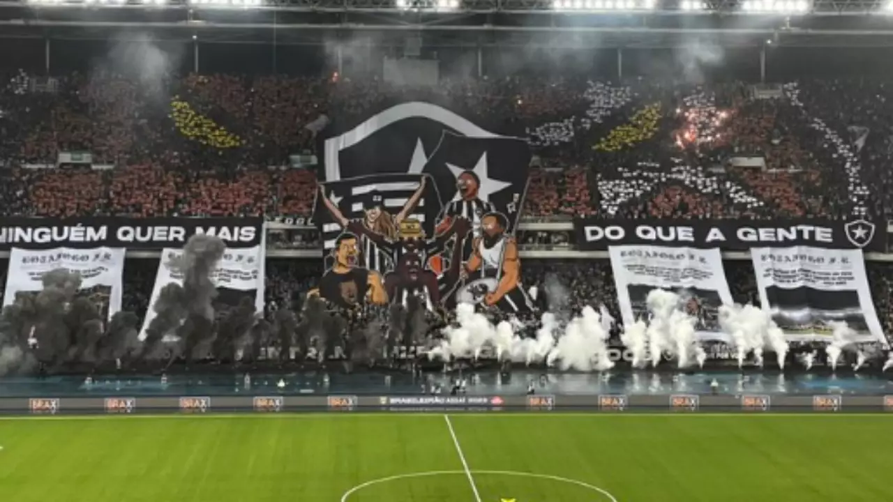 Botafogo e Fortaleza se enfrentam em duelo direto pela liderança do Brasileirão. Entenda!