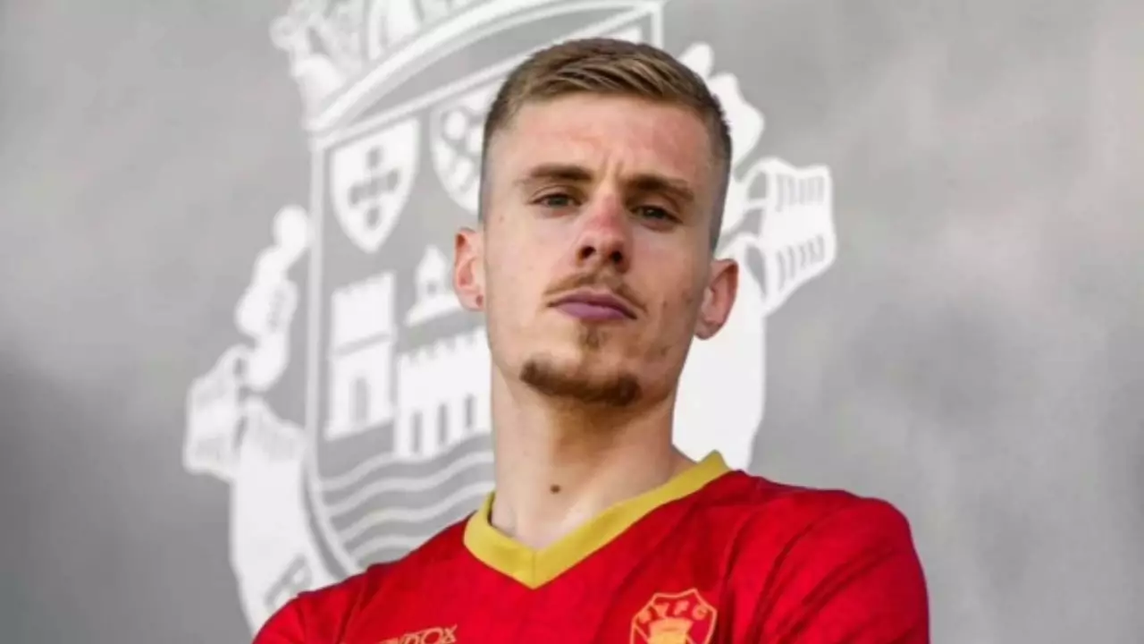 Vasco contrata Máxime Dominguez por 4 anos. Entenda!