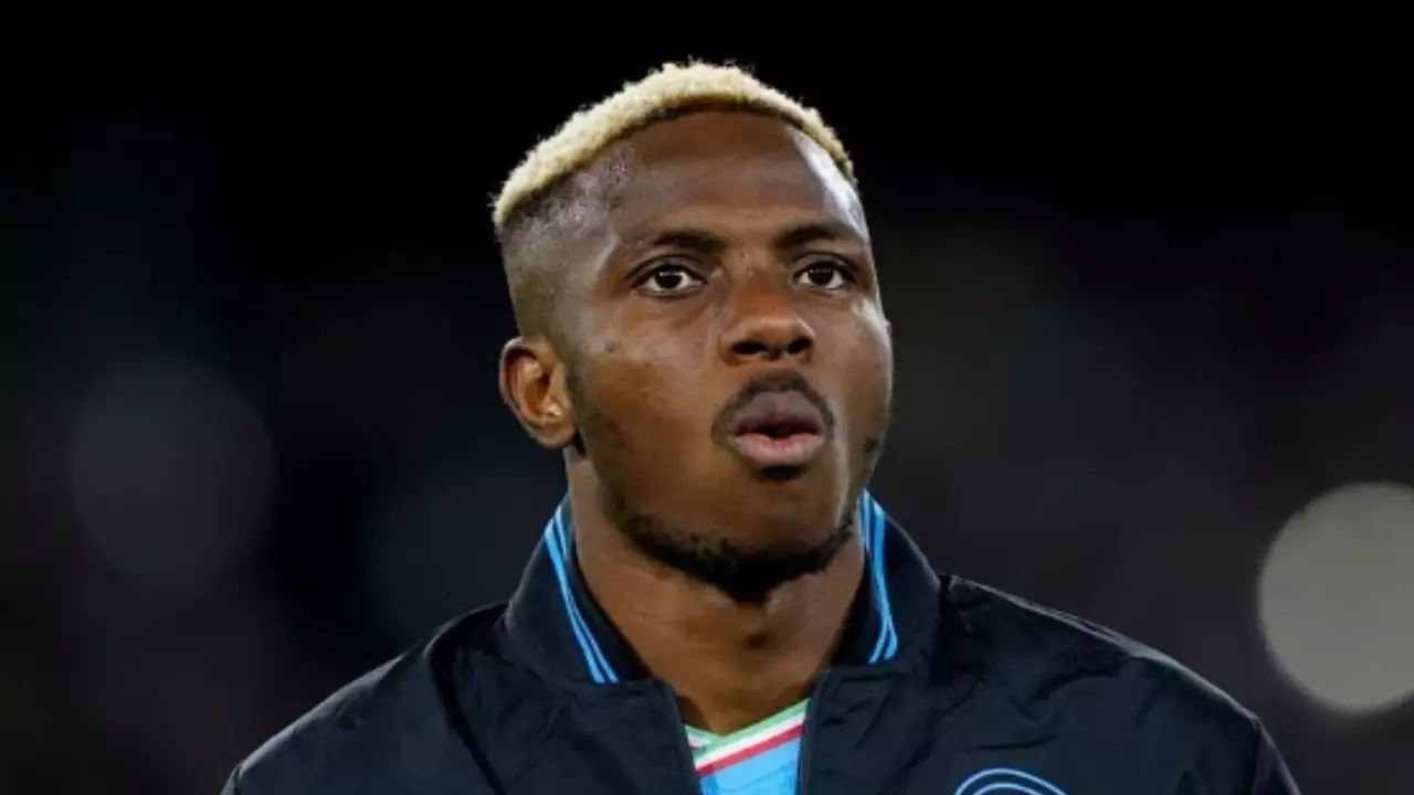 Victor Osimhen recebido com festa no Galatasaray. Entenda!