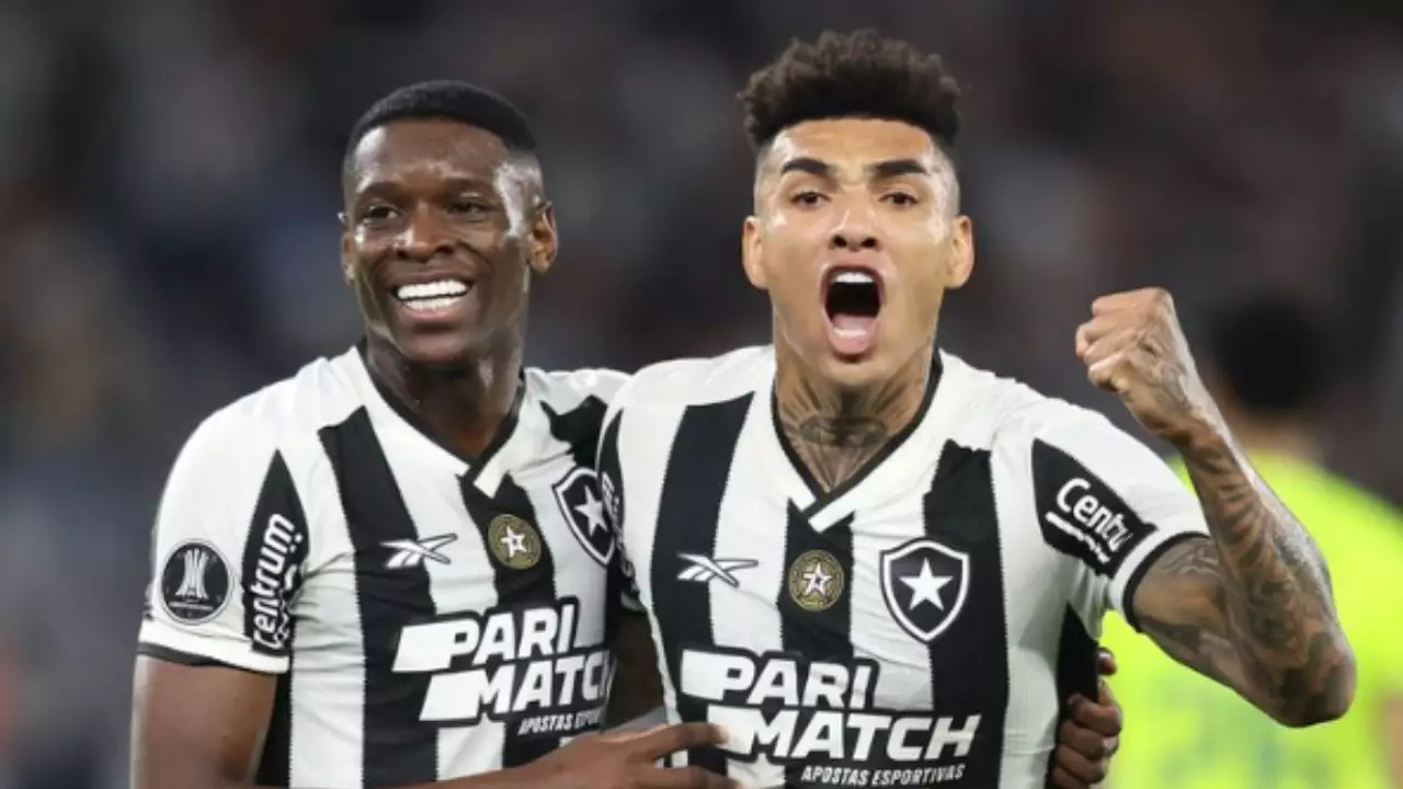 Botafogo e Grêmio se enfrentam em confronto de opostos no Brasileirão. Entenda!
