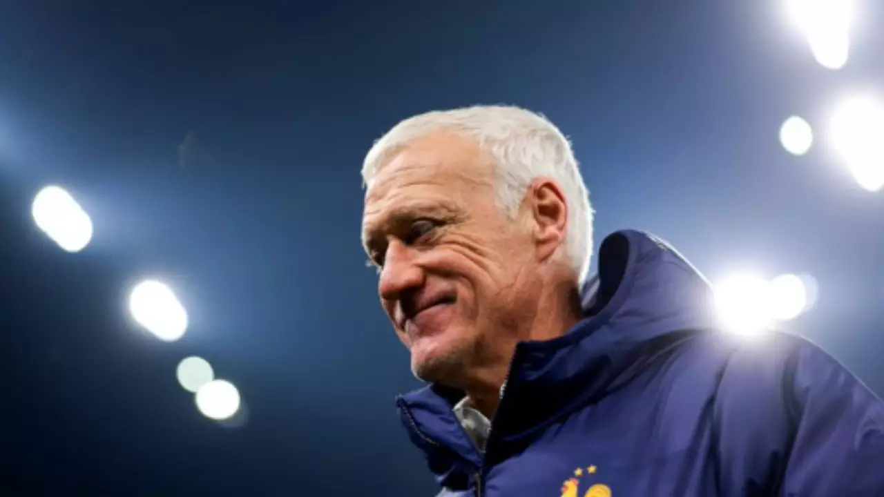 Deschamps comenta fase de Mbappé e alerta sobre saúde mental dos jogadores. Entenda!