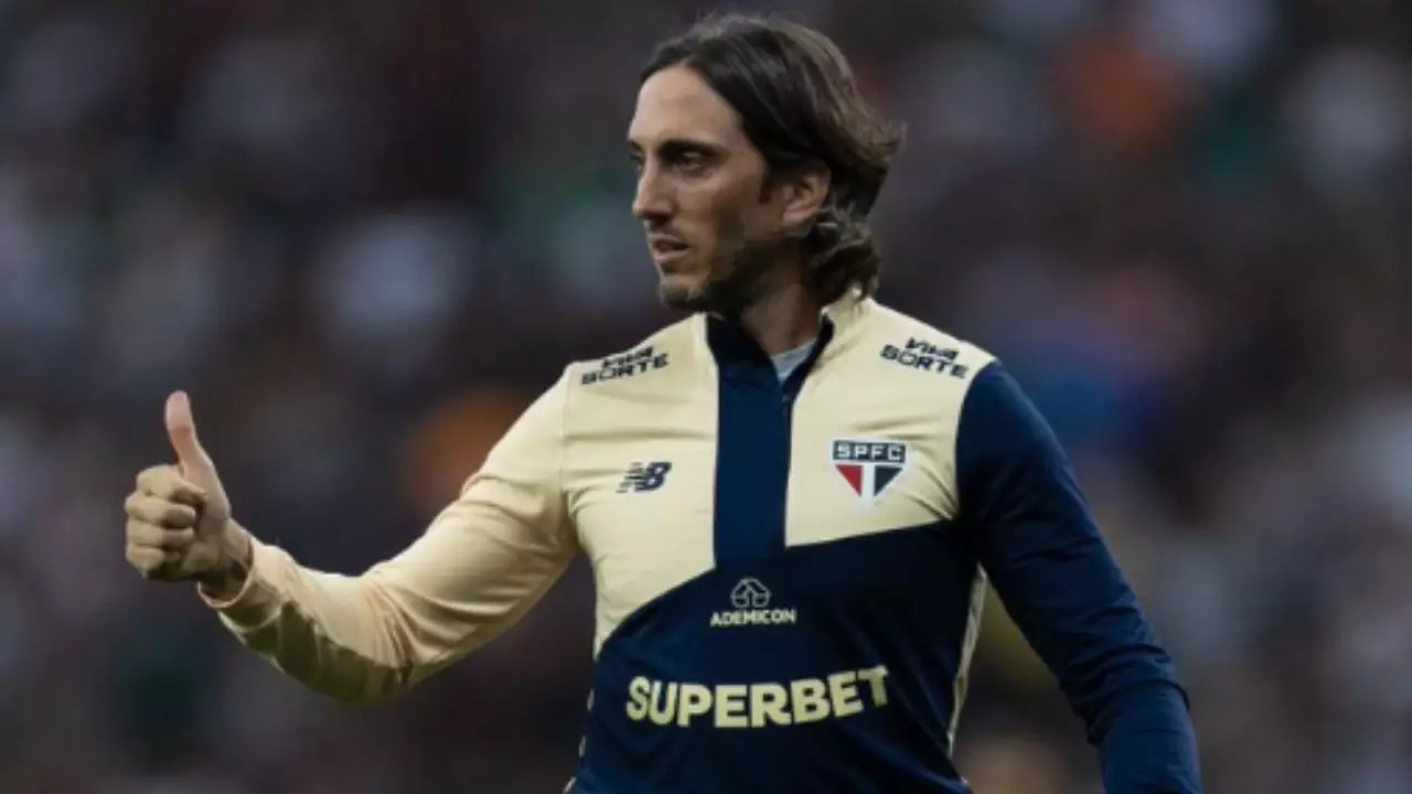 Luis Zubeldía é confirmado como técnico do São Paulo para 2025. Entenda!